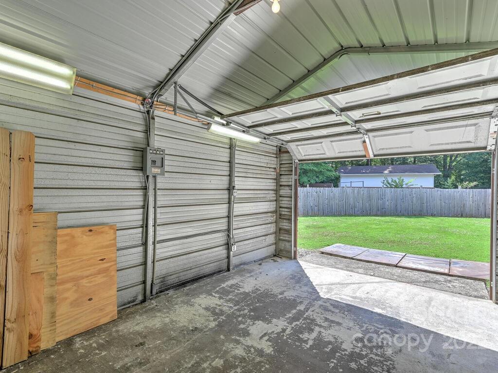 105 E Charleston Avenue Swannanoa NC 28778