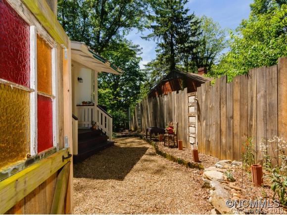 23 Laurel Avenue Asheville NC 28804