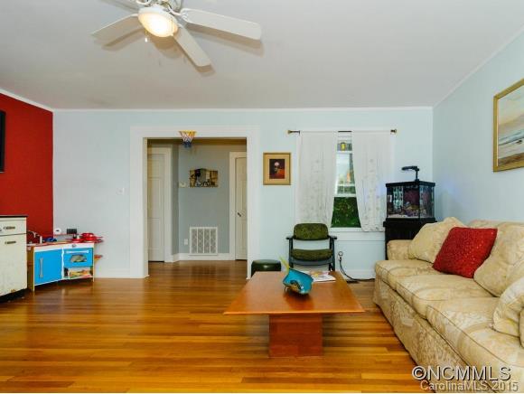 23 Laurel Avenue Asheville NC 28804