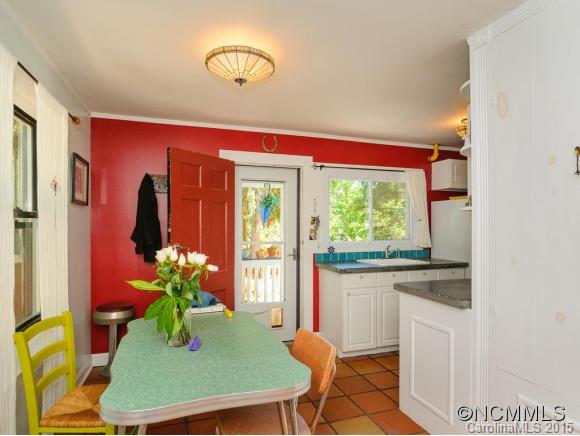 23 Laurel Avenue Asheville NC 28804