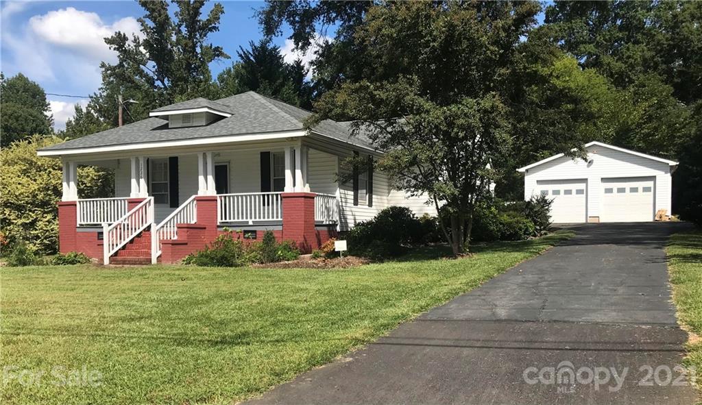 1226 Oakdale Road Charlotte NC 28216