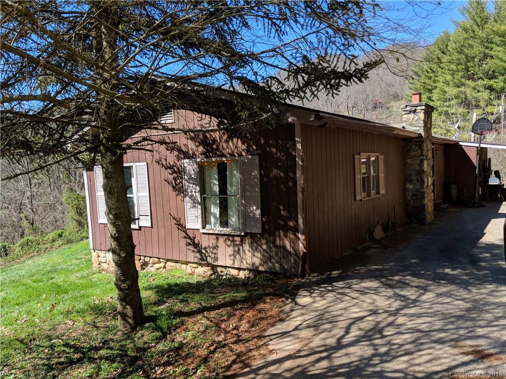 299 Bluebird Hill Road Canton NC 28716