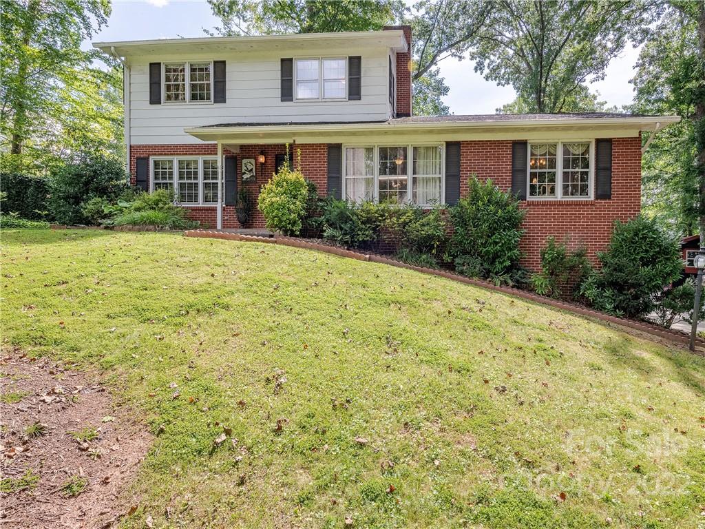 112 Hazelview Drive Waynesville NC 28786