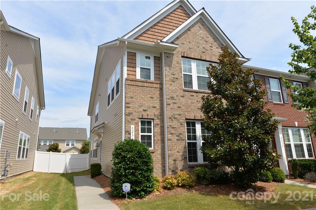 8234 Viewpoint Lane Cornelius NC 28031
