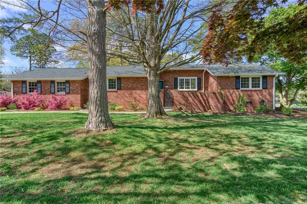 147 18th Avenue Nw Hickory NC 28601