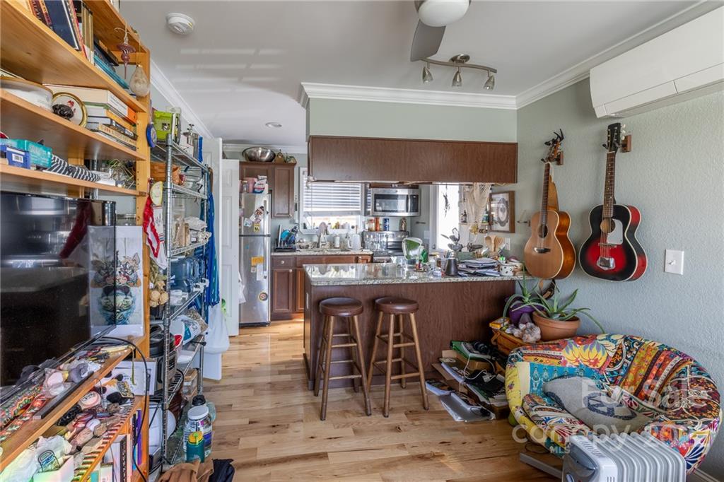 10 Peach Street Asheville NC 28806