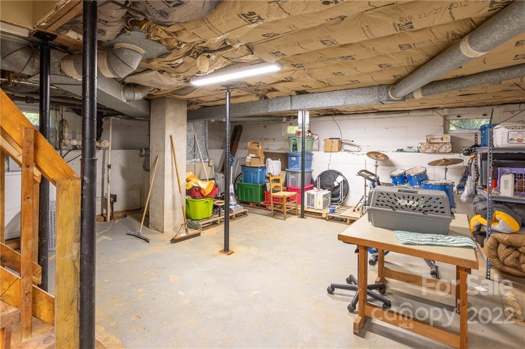 10 Peach Street Asheville NC 28806