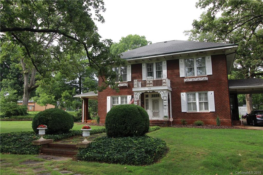 712 N Center Street Statesville NC 28677