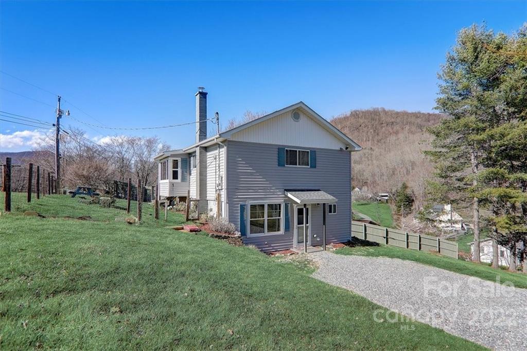 497 Utah Mountain Road Waynesville NC 28785
