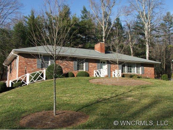 24 Oakwilde Drive Asheville NC 28803