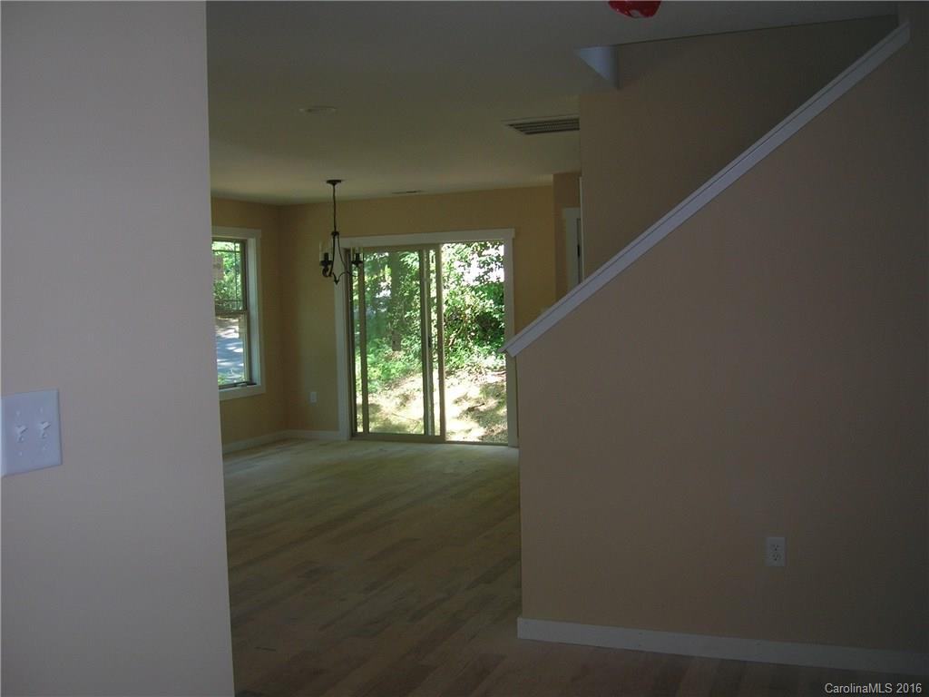 35 Craig Circle Asheville NC 28805