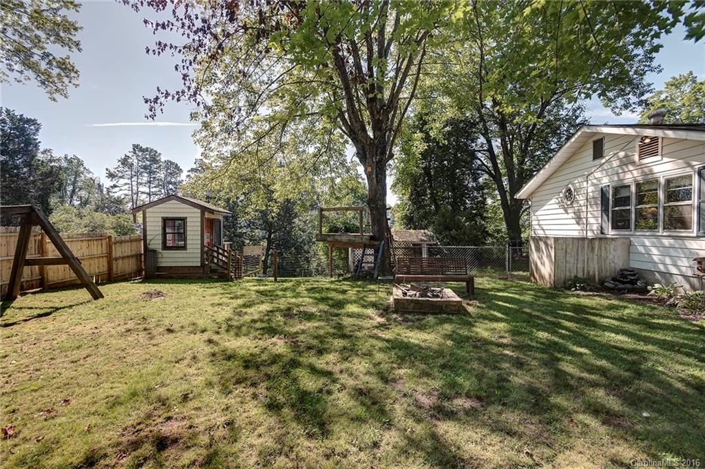 55 Lindsey Road Candler NC 28715