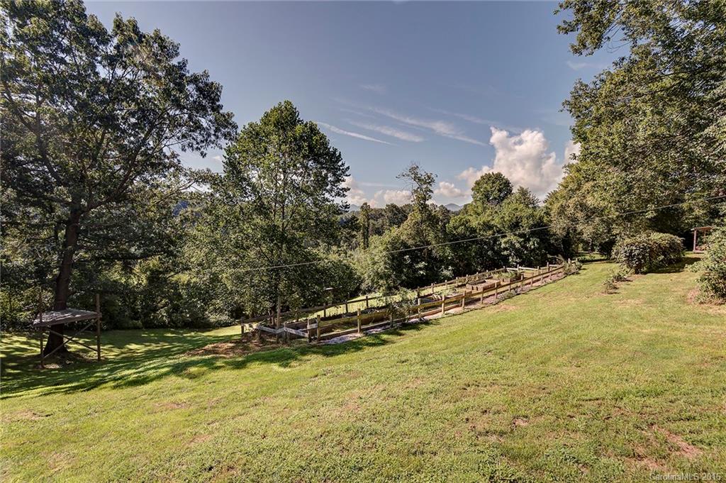 55 Lindsey Road Candler NC 28715