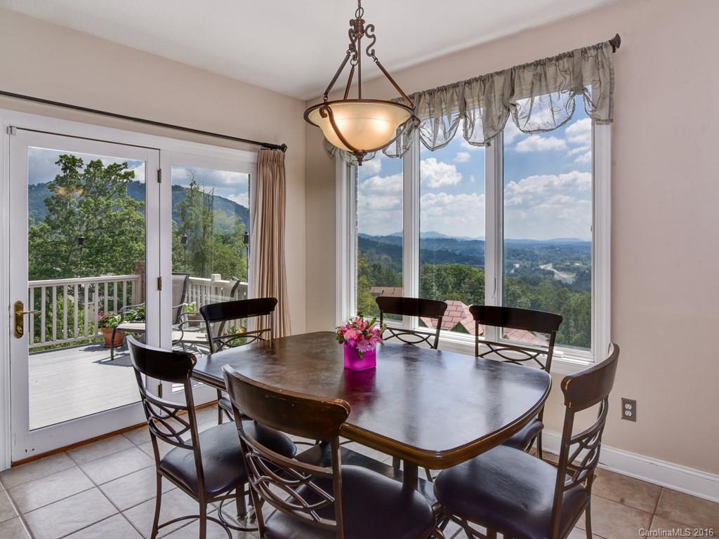 153 Mills Place Asheville NC 28804