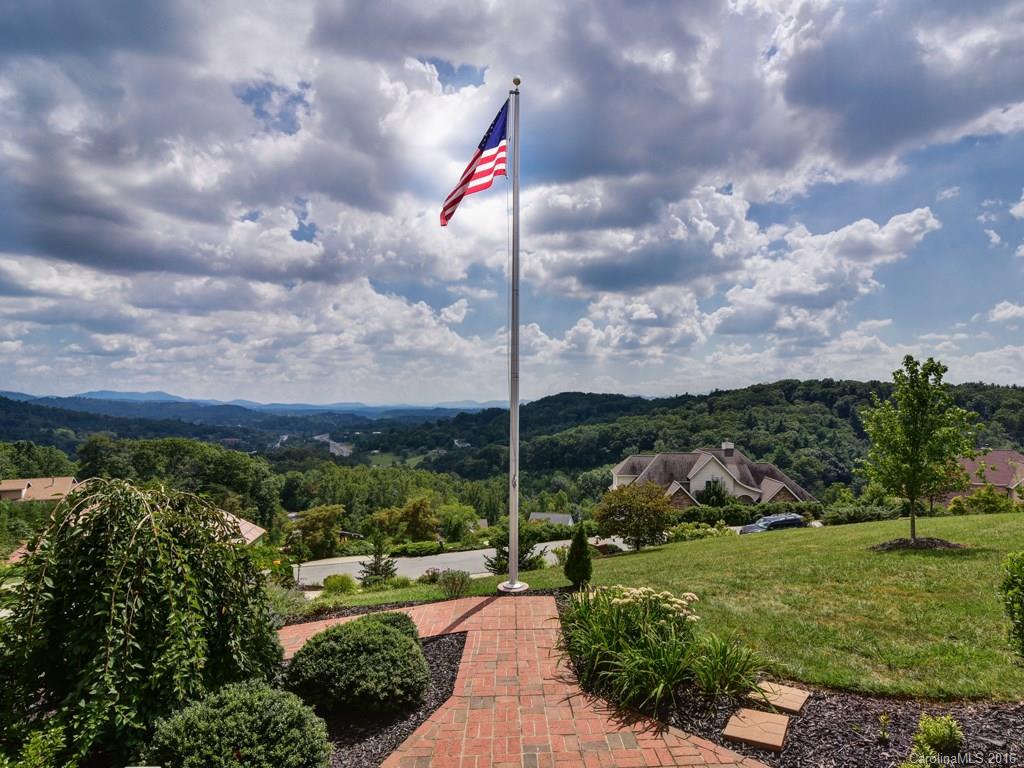 153 Mills Place Asheville NC 28804