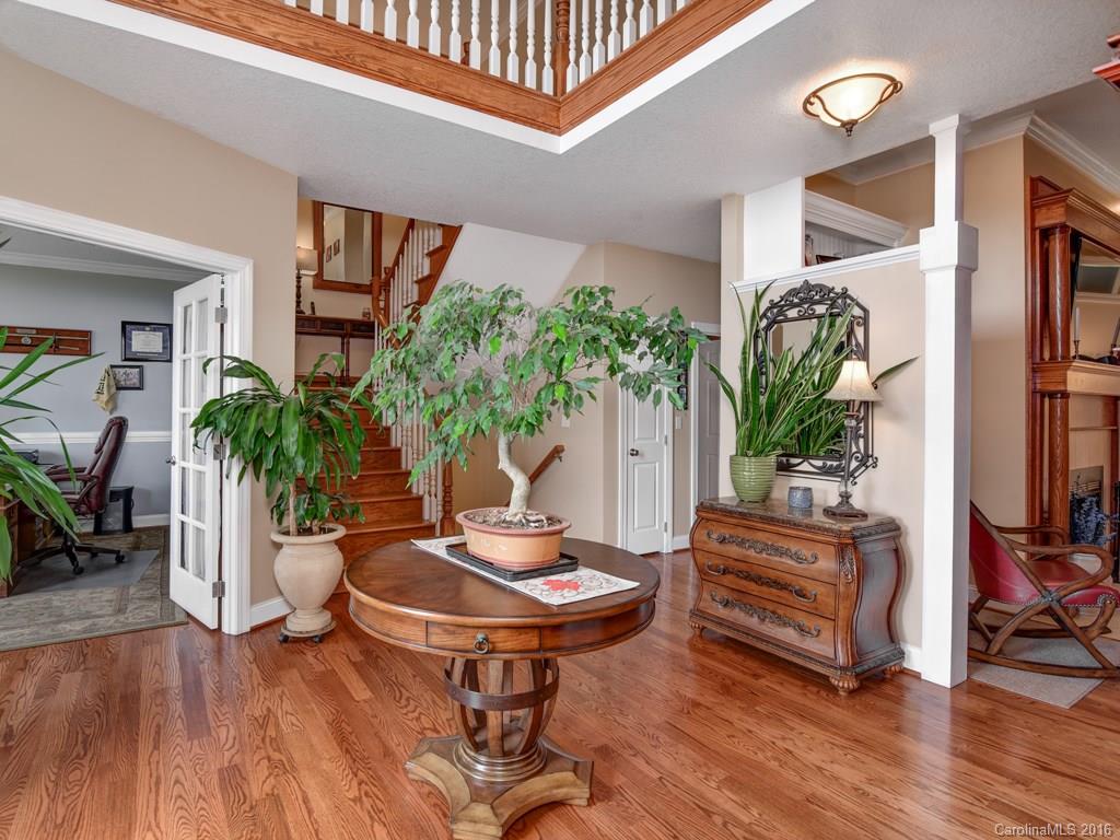 153 Mills Place Asheville NC 28804