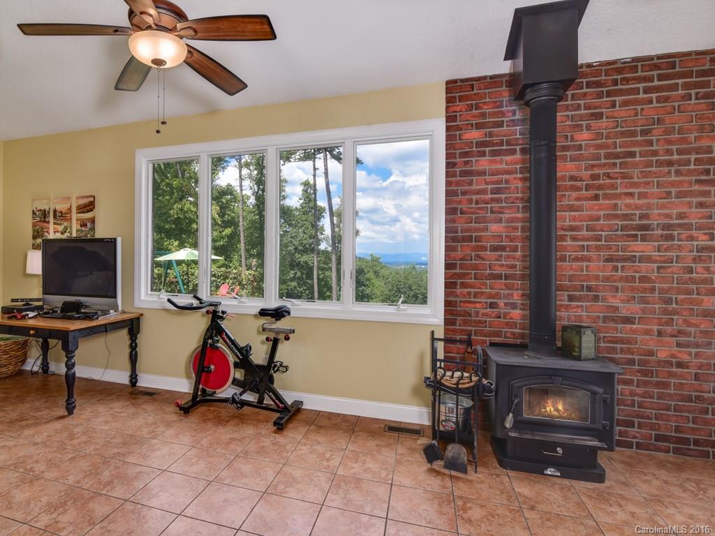 153 Mills Place Asheville NC 28804