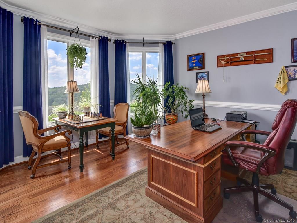 153 Mills Place Asheville NC 28804
