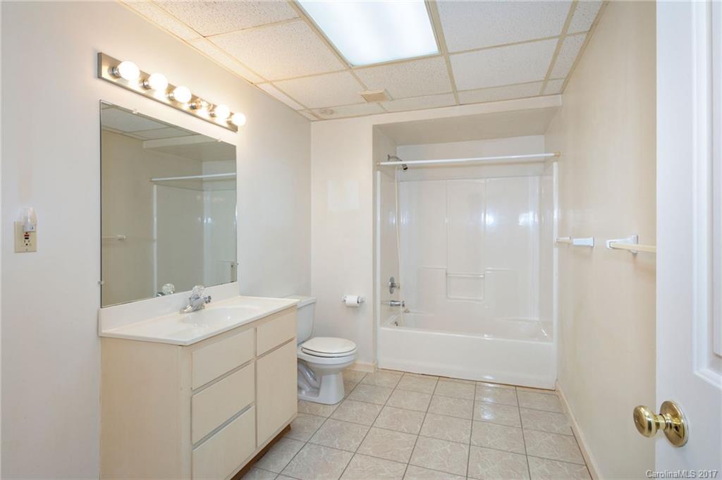 16 Camelfield Road Weaverville NC 28787