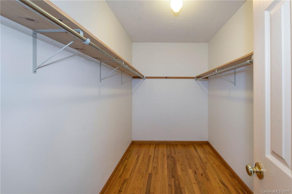 16 Camelfield Road Weaverville NC 28787