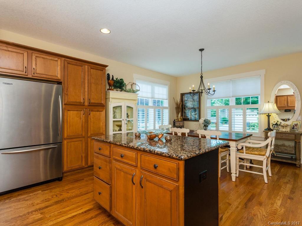 38 Craftsman Circle Asheville NC 28805
