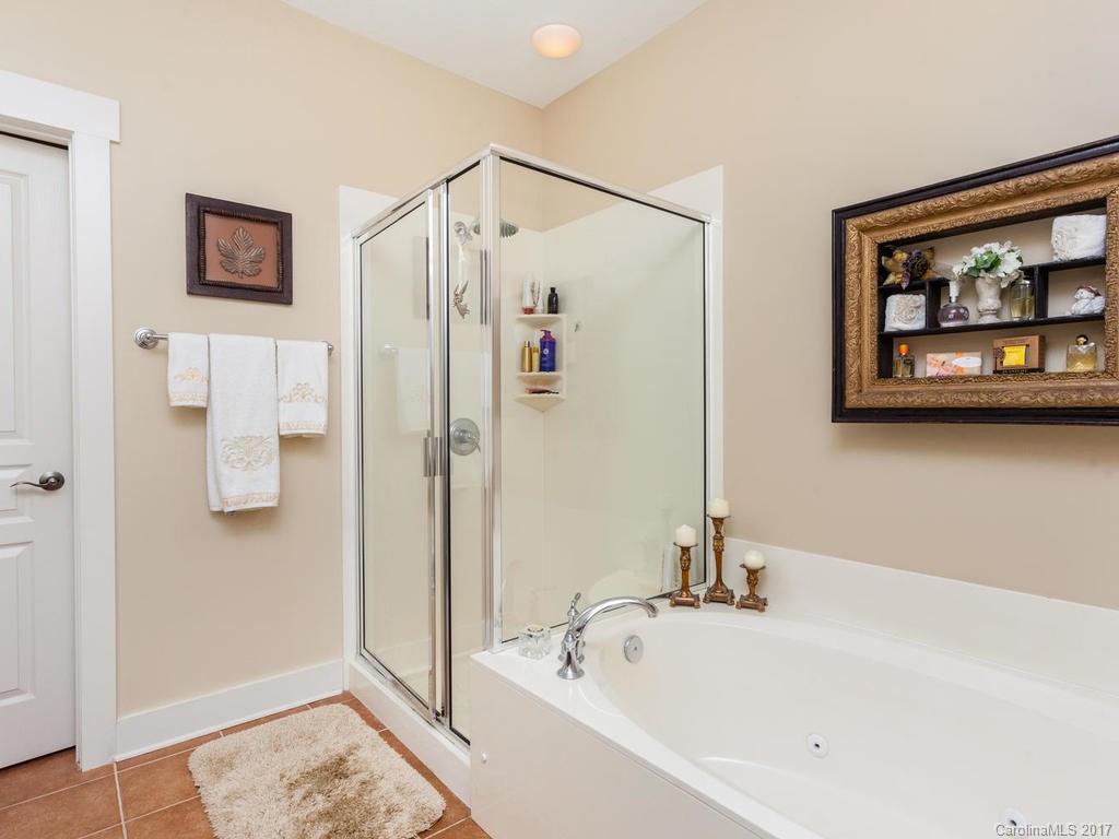 38 Craftsman Circle Asheville NC 28805