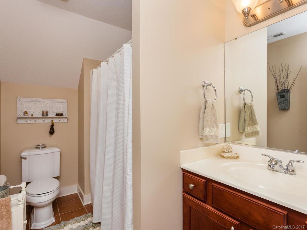 38 Craftsman Circle Asheville NC 28805