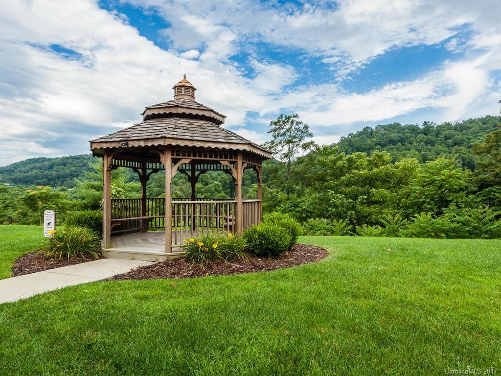 38 Craftsman Circle Asheville NC 28805