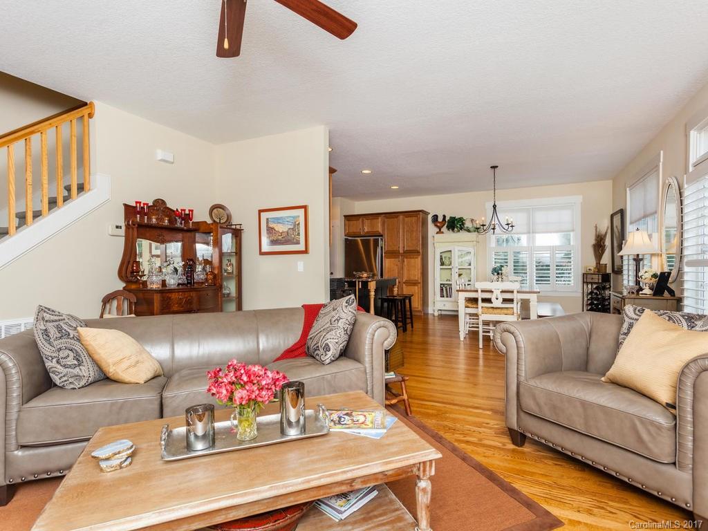 38 Craftsman Circle Asheville NC 28805