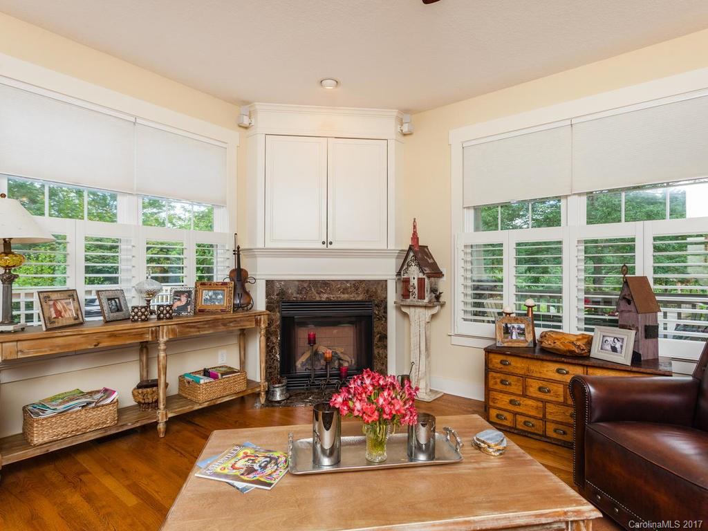 38 Craftsman Circle Asheville NC 28805