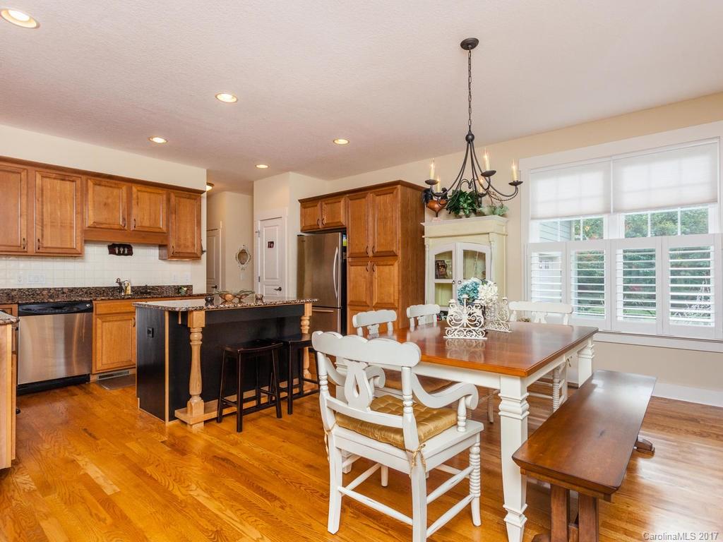 38 Craftsman Circle Asheville NC 28805