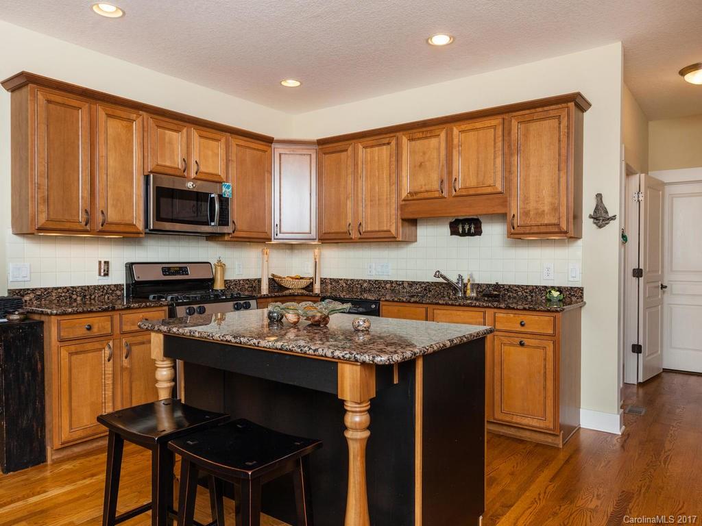 38 Craftsman Circle Asheville NC 28805