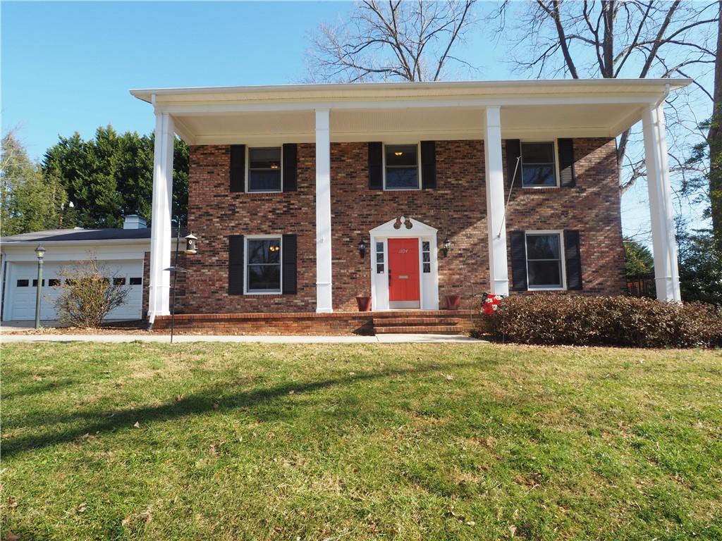1104 16th Avenue Place Nw Hickory NC 28601