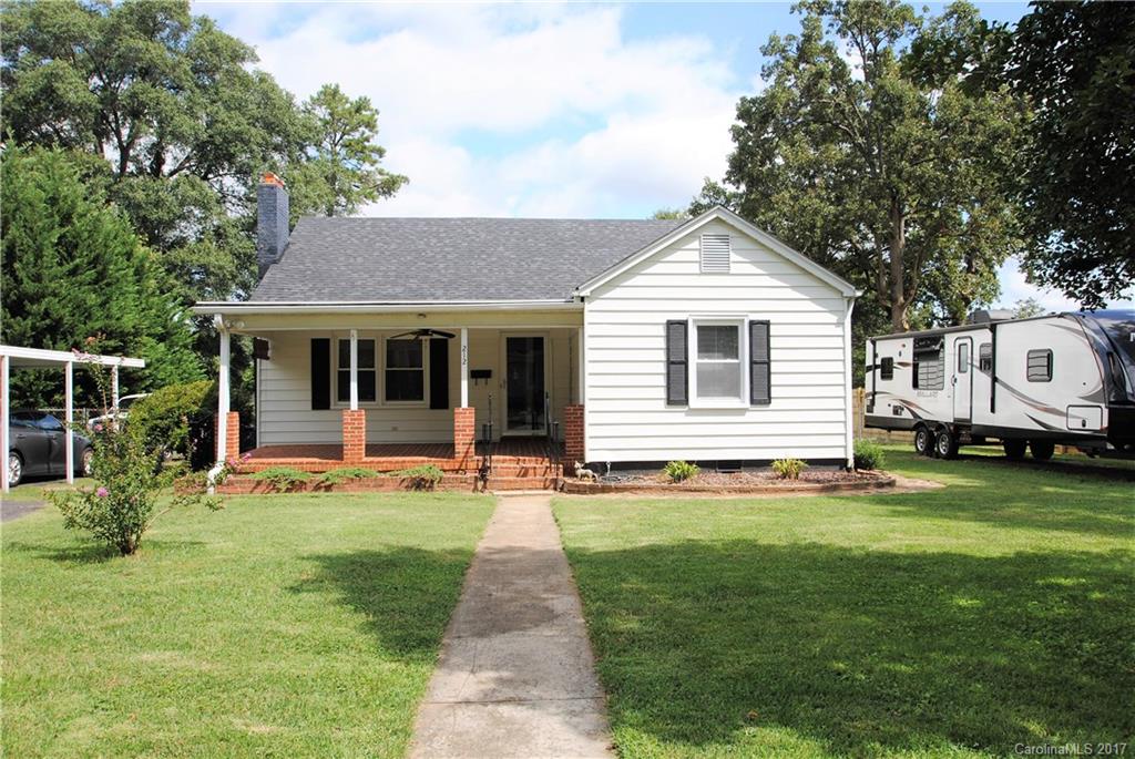 212 W Glendale Avenue Mount Holly NC 28120