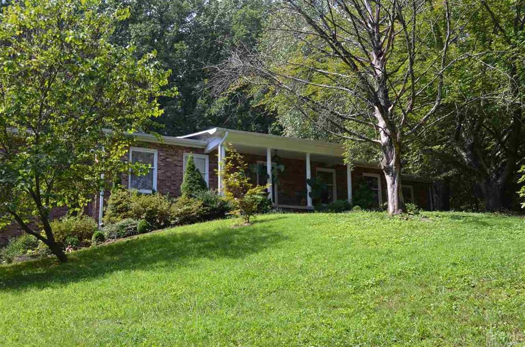 1421 Hoyle Drive Lenoir NC 28645
