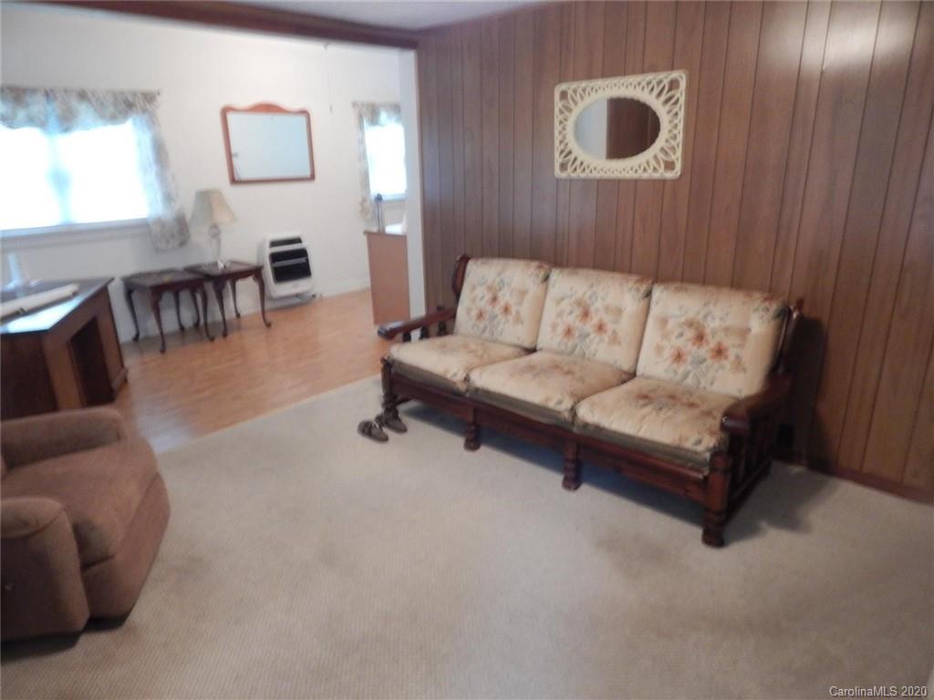 63 Reynolds School Road Asheville NC 28803