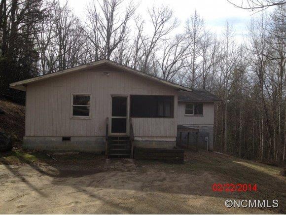 1089 Mount Olivet Road Zirconia NC 28790