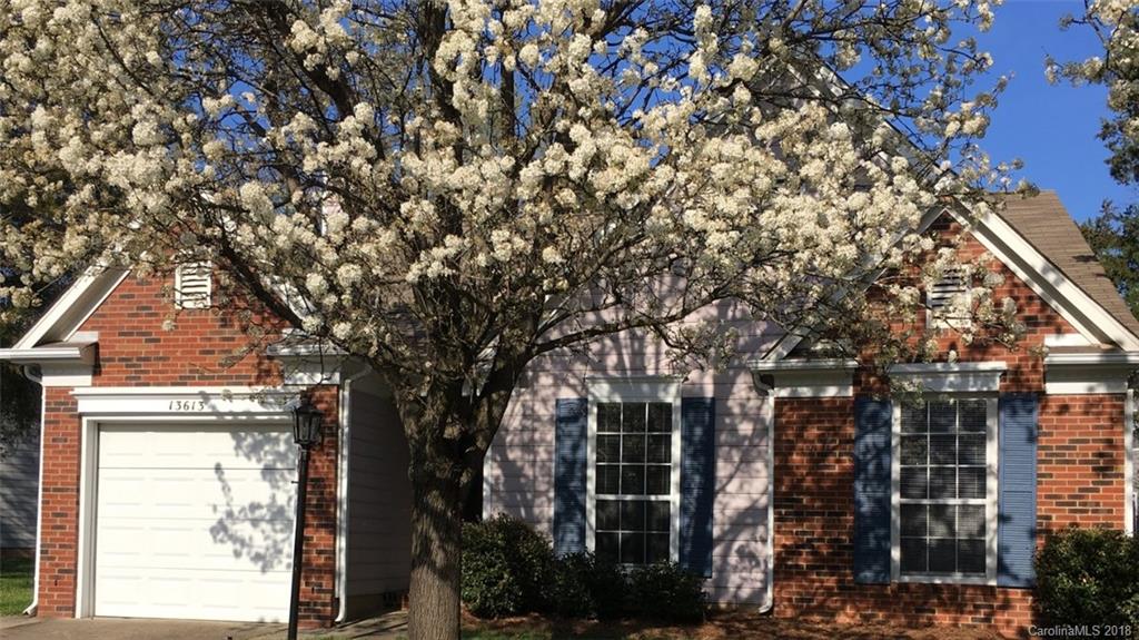 13613 Bolingbrook Lane Charlotte NC 28273