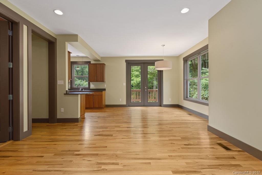 14 Mayfield Road Asheville NC 28804