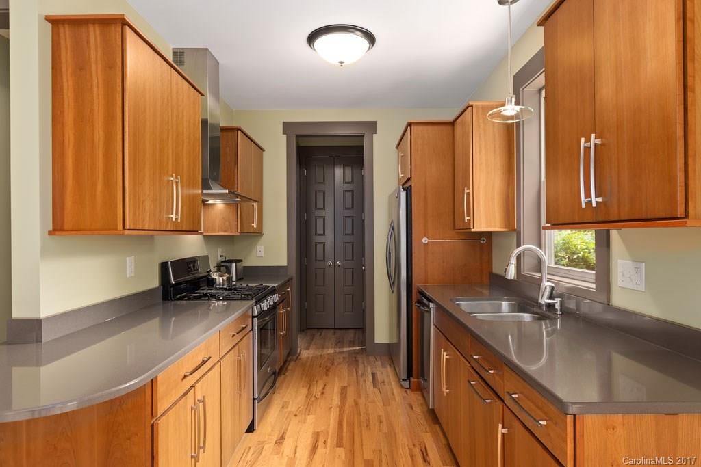 14 Mayfield Road Asheville NC 28804