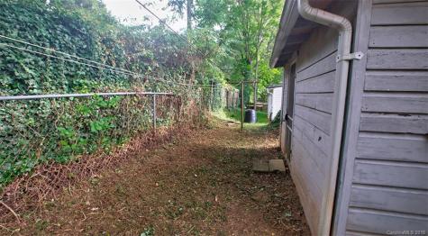 11 Winding Road Asheville NC 28803