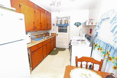11 Winding Road Asheville NC 28803