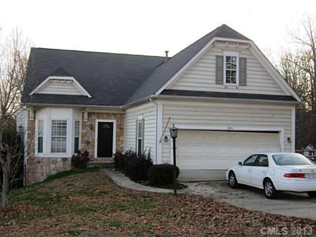 2811 Grosbeak Lane Charlotte NC 28269