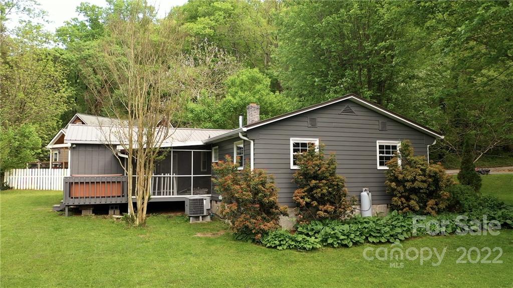 34 Spooks Branch Road Asheville NC 28804
