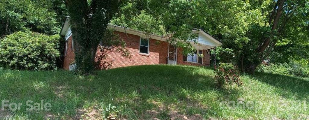 23 Pa Paws Lane Burnsville NC 28714
