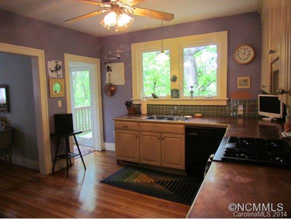 92 Courtland Avenue Asheville NC 28801