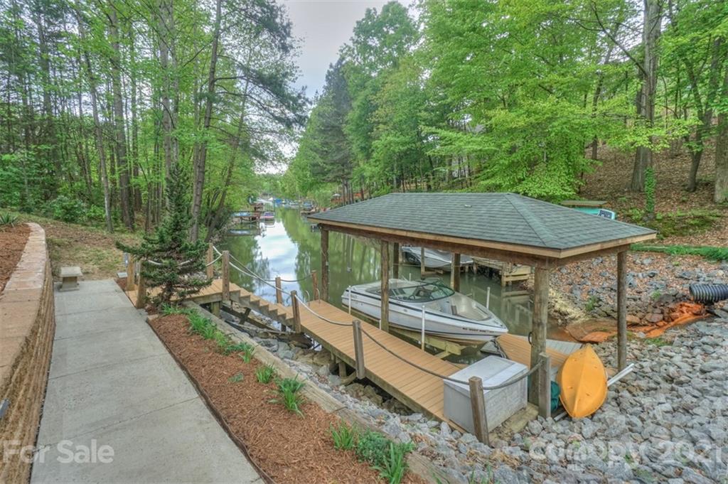 176 Quiet Cove Road Mooresville NC 28117