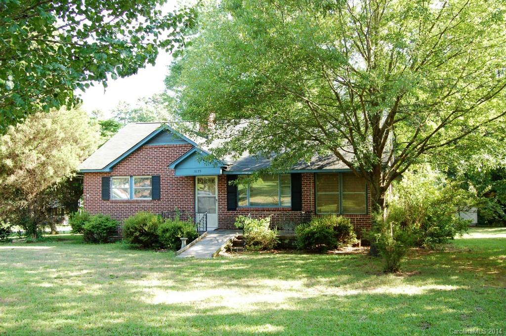 1633 Kelly Road Mount Holly NC 28120