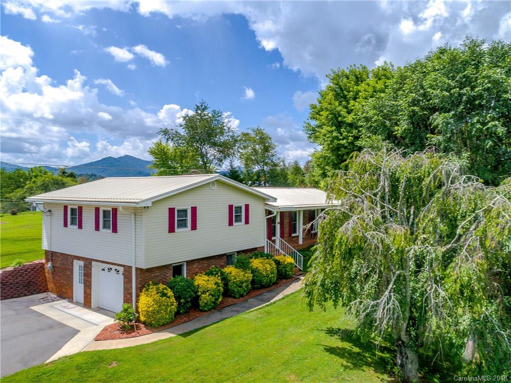 24 Hampton Road Leicester NC 28748