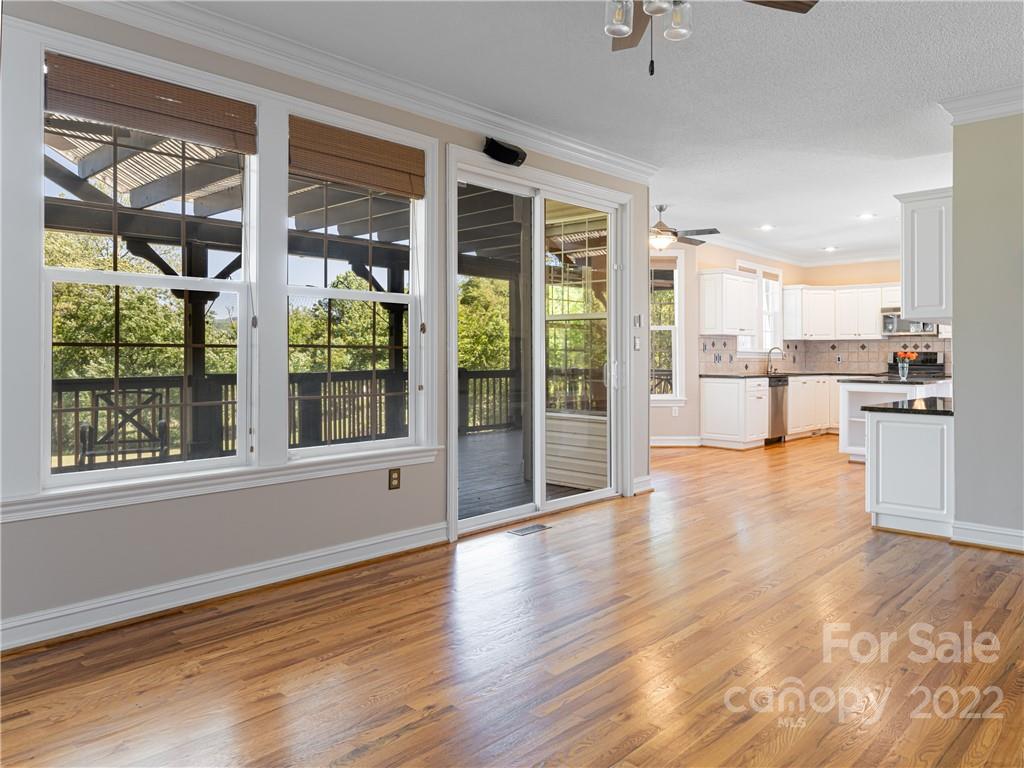 211 Green Meadow Lane Fletcher NC 28732